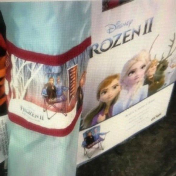 Frozen II Kids Camping Chair w/ Carrying Bag - Elsa & Anna Up to 100 Pounds - Picture 6 of 6